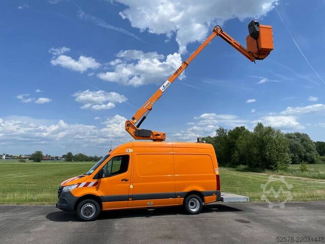 Platformă de lucru montată pe camion GSR e 140 tjv