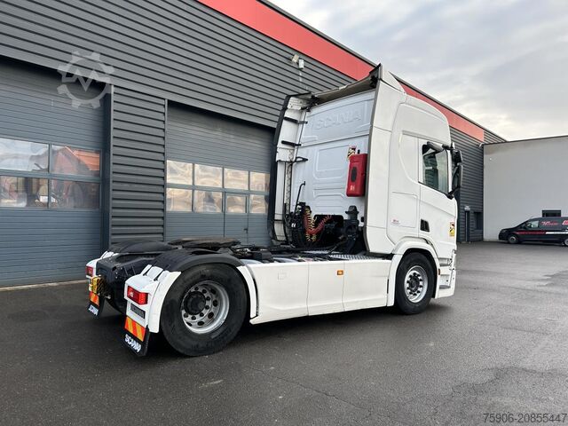 Standard tractor unit Scania R