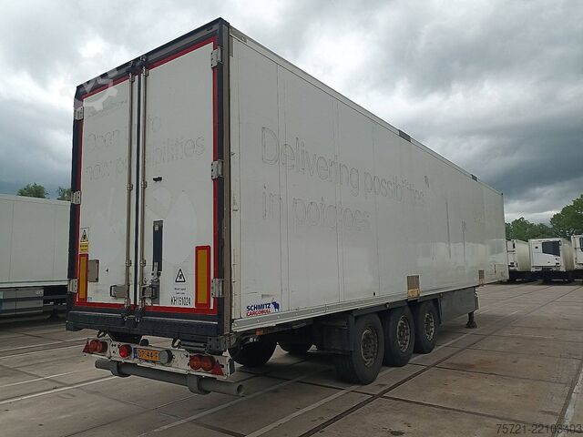 Kühl-/Tiefkühltransport SCHMITZ N/A SCHMITZ ENGINE
