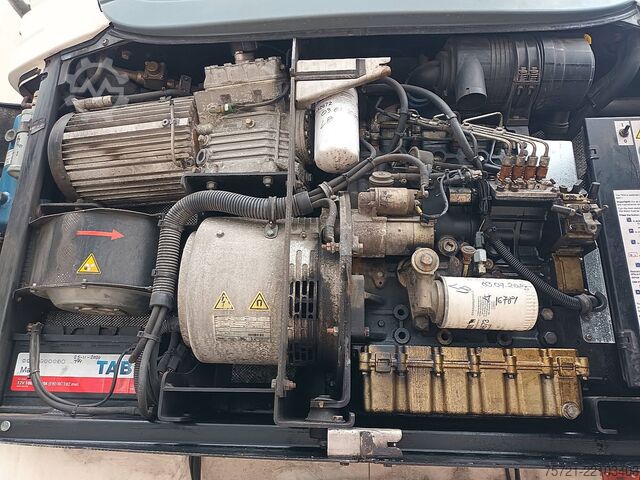 Kühl-/Tiefkühltransport SCHMITZ N/A SCHMITZ ENGINE