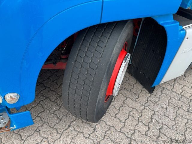 Vrachtauto met open laadbak MAN TGS 26.360/6x2, Atlas 170.2, Lenka.