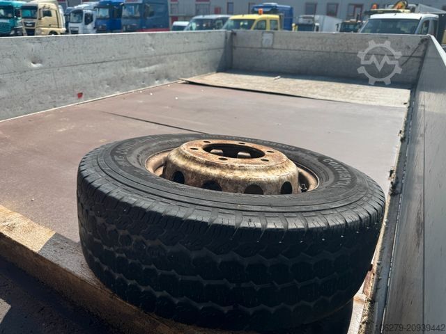 Furgonetka pick-up IVECO 65E10 Euro Cargo Atlas Kran