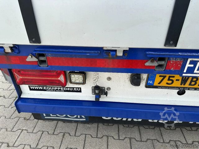 Læsseplatform Floor zeer mooie AXD.330 3-assige aanhanger met alu z...