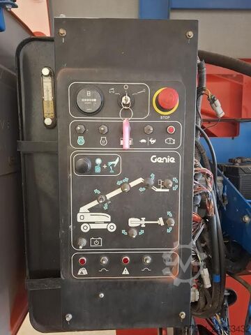 Plate-forme télescopique Genie S-60 HC
