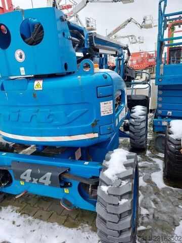 Scharnierende telescopische hoogwerker Niftylift HR17 HYBRID 4X4