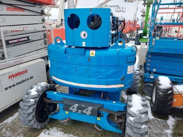 Scharnierende telescopische hoogwerker Niftylift HR17 HYBRID 4X4