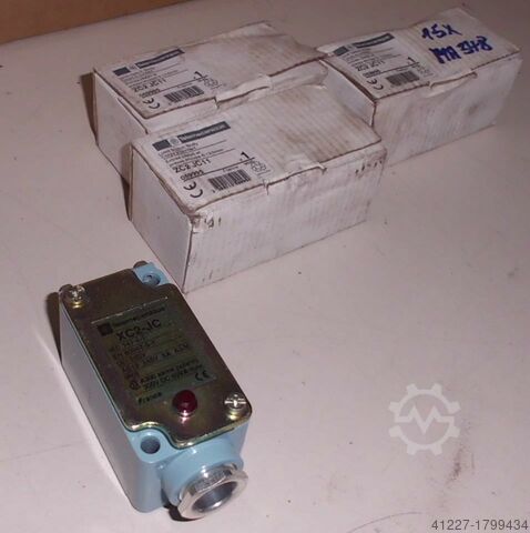 Eindschakelaar Telemecanique XC2-JC