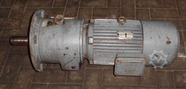 Motorreductor 2,2/5,5 kW 36/144 rpm SEW-EURODRIVE RF83WD132ML-8-2BS/HL/TF