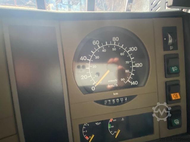 Hoogwerker vrachtwagen MAN 18.272 4x2 Hubsteiger Bj 1995