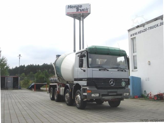 Betonmixer vrachtwagen MERCEDES-BENZ Actros 3235 B 8x4 Betonmischer Stetter 9m³ -Deut
