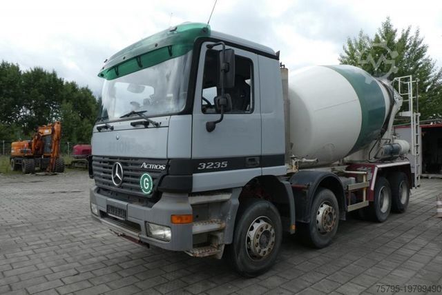 Betonmixer vrachtwagen MERCEDES-BENZ Actros 3235 B 8x4 Betonmischer Stetter 9m³ -Deut