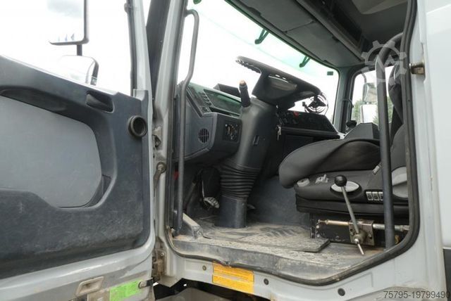 Betonmixer vrachtwagen MERCEDES-BENZ Actros 3235 B 8x4 Betonmischer Stetter 9m³ -Deut