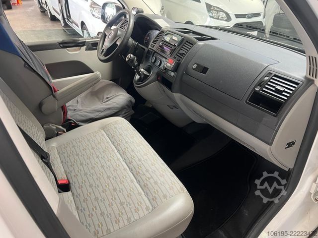 Koelwagen met geïsoleerde laadbak VOLKSWAGEN T5 Kühlkasten Tiefkühlung Carrier -30C.