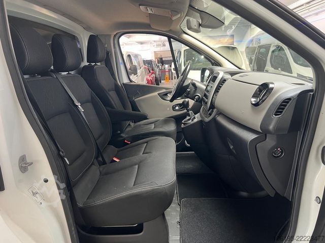 Furgão de painéis RENAULT Trafic 1,6 dCi *Lang*L2-H1*Garantie*