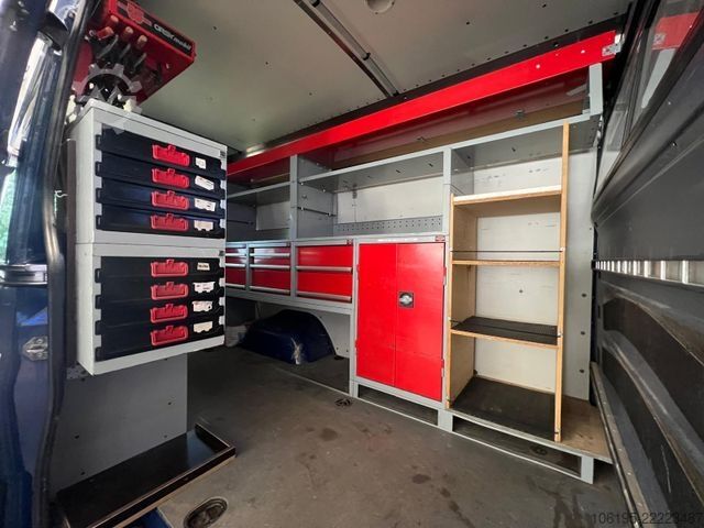 Furgon z wysokim dachem MERCEDES-BENZ Sprinter 316/516 CDI*Werkzeug Regal Austattung*