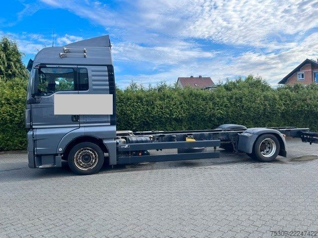 Truck chassis MAN 18.400 - Euro 6 - Klima - AHK - TÜV 01/27