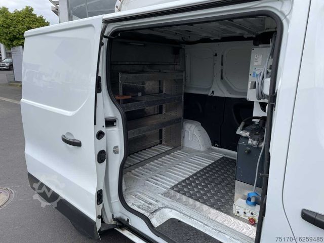 Hoogwerker vrachtwagen RENAULT Trafic dCi 120 L1H1 / France Elavateur 091F 9m
