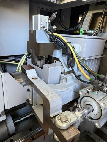 Automatski strug za obradu Tsugami B0385L