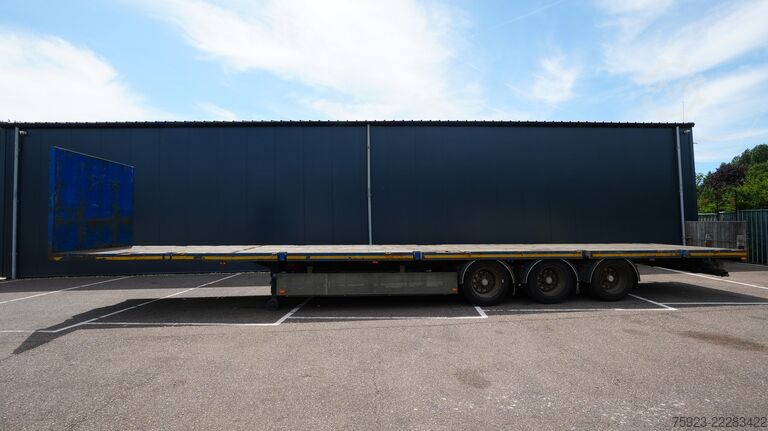 Platform aanhanger Pacton 3 axle Flatbed trailer with twistlocks mega