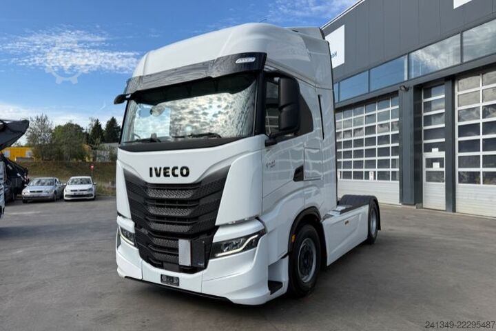 Tracteur routier standard IVECO S-Way 490 4x2