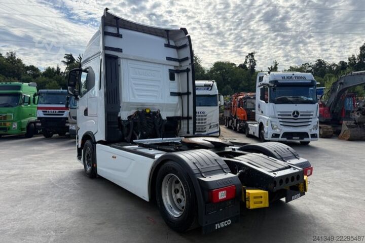 Tracteur routier standard IVECO S-Way 490 4x2