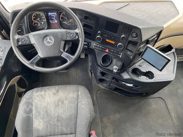 Standard-SZM Mercedes-Benz Actros 1845 / Stream Space / Retarder / 2x Tank