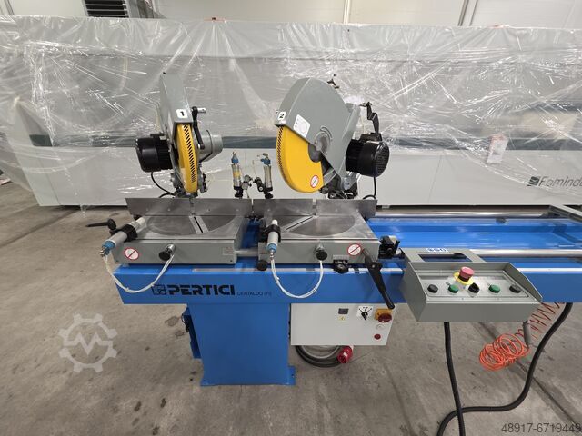 Serra de meia-esquadria dupla para alumínio ou PVC Pertici 400 IP