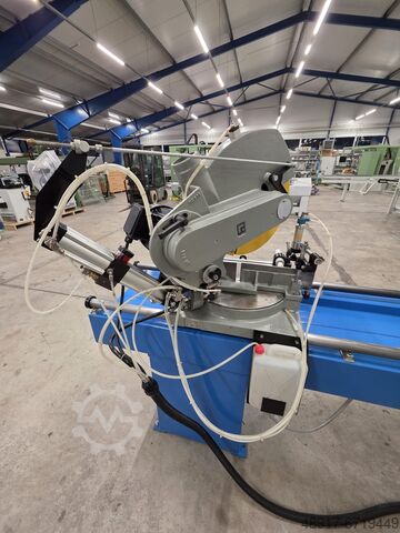 Dvojitá pokosová pila na hliník nebo PVC Pertici 400IP