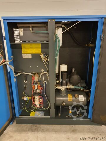 Screw compressor Worthington Creyssensac RLR 25 AM8 + DW21 + F900