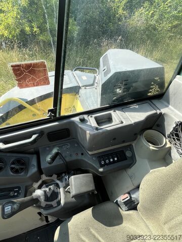 Minikoparka Yanmar Vio 80