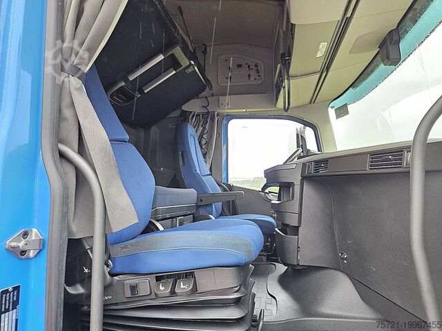 Standaard trekker VOLVO FH 460 FH5 2X TANK VEB+