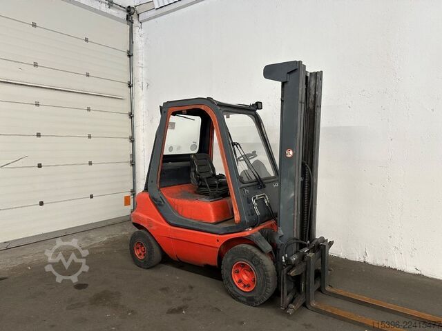 Dízelüzemű targoncá Linde H 20 D-02 - TRIPLEX 5,5 m