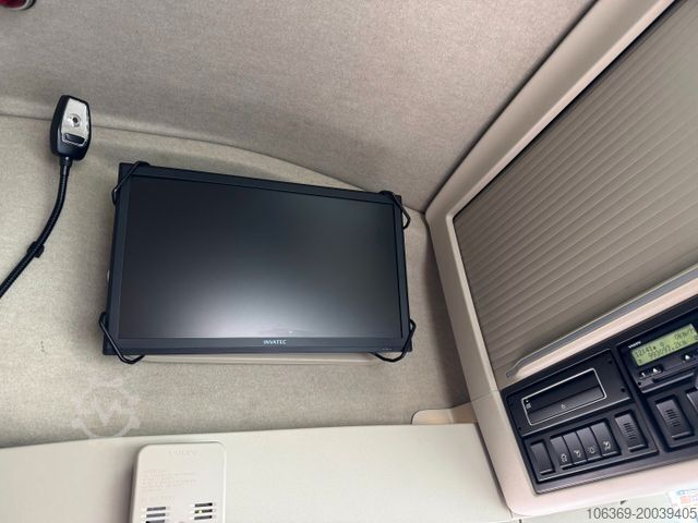 Billenő teherautó VOLVO FH 500 8x2*6 Tipper Euro 6