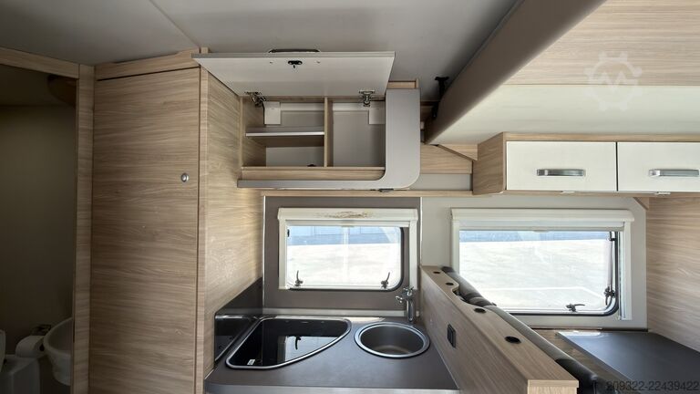 Félintegrált lakóautó 2020 Fiat Ducato Weinsberg Carasuite | Completamente Accessoriato|5 Posti Letto