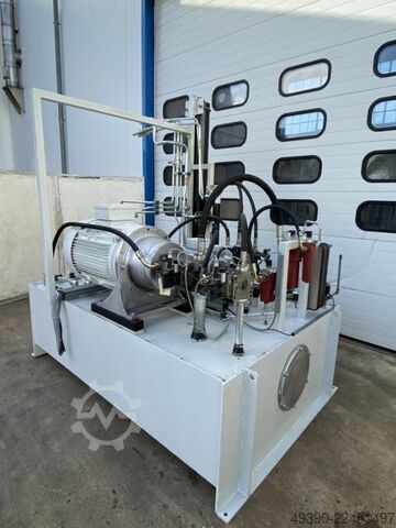 Hydraulikaggregat med hydraulikpumpe med 3 motorenheder op til 90 kW, op til 350 bar, hydraulikaggre PARKER PV180, PV046, PV016, T6CC, AP180EM, A4ES0