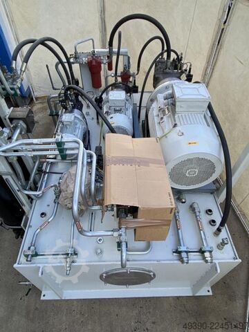 Hydraulikaggregat med hydraulikpumpe med 3 motorenheder op til 90 kW, op til 350 bar, hydraulikaggre PARKER PV180, PV046, PV016, T6CC, AP180EM, A4ES0