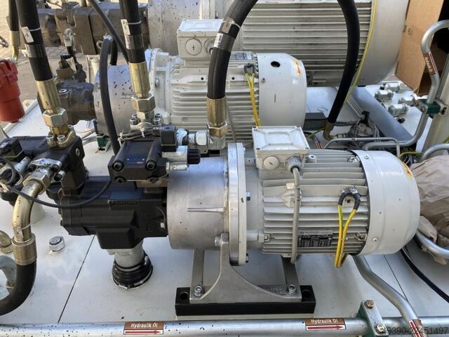 Hydraulikaggregat med hydraulikpumpe med 3 motorenheder op til 90 kW, op til 350 bar, hydraulikaggre PARKER PV180, PV046, PV016, T6CC, AP180EM, A4ES0