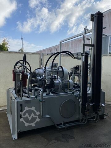 Hydraulikaggregat med hydraulikpumpe med 3 motorenheder op til 90 kW, op til 350 bar, hydraulikaggre PARKER PV180, PV046, PV016, T6CC, AP180EM, A4ES0