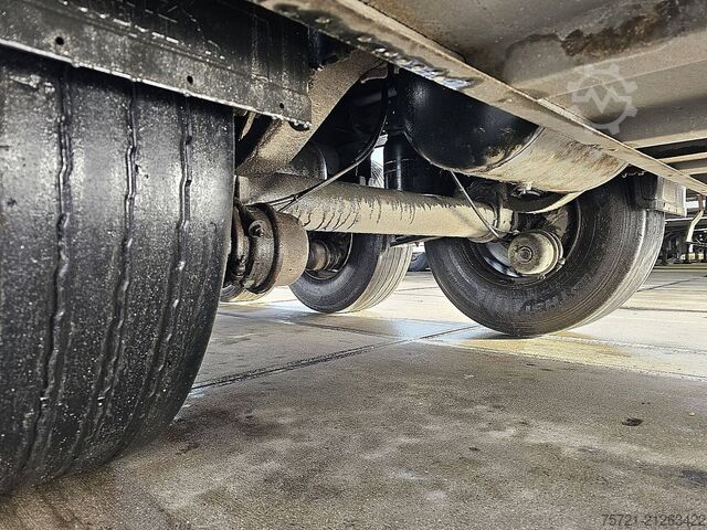 Transporte refrigerado/congelado SCHMITZ N/A THERMO KING SPECTRUM