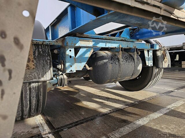 Containertransport RENDERS CHASSIS