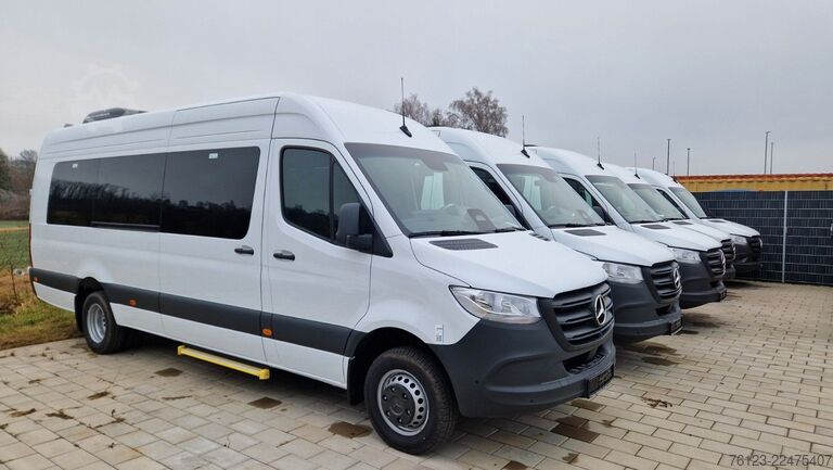 Minibusz MERCEDES-BENZ 517 Sprinter Lord Light 22 Sitzer Lagerfahrzeug