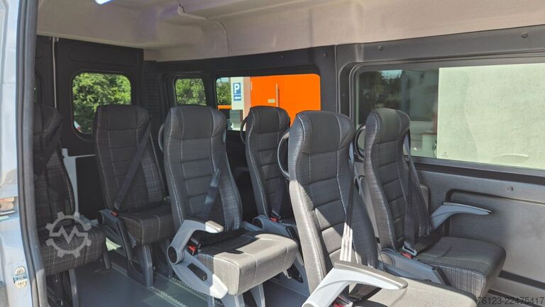 Bestelwagen met verhoogd dak PEUGEOT Boxer  Hochraum 9 Sitzer L3H2 verglast BlueHDi