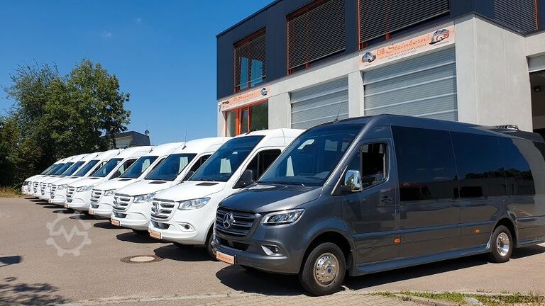 Bestelwagen met verhoogd dak PEUGEOT Boxer  Hochraum 9 Sitzer L3H2 verglast BlueHDi
