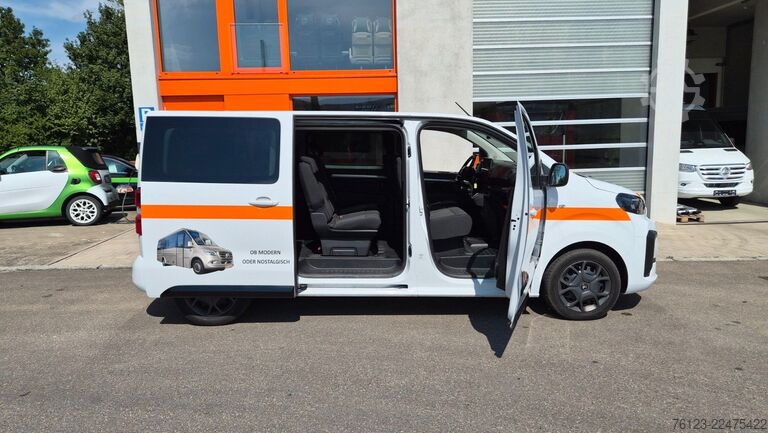 Minibus Citroën SpaceTourer Opel Zafira Plus M 9 Sitzer