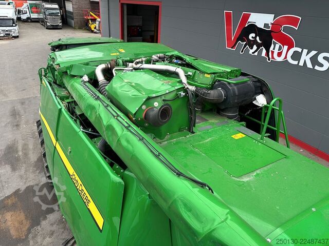 Combine harvester John Deere WT56/T560HM Mähdrescher *verunfallt*