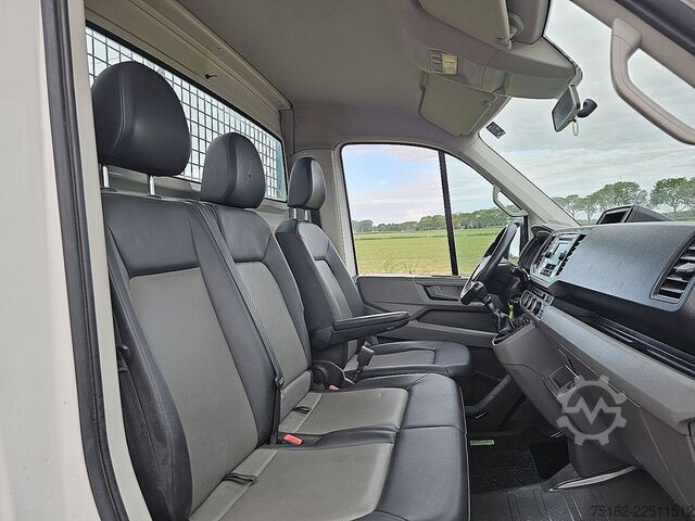Plateau de chargement VW CRAFTER 50 2.0 3,5 tn trekhaak EUR6