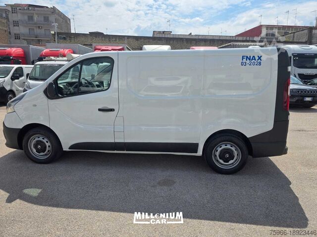 Isothermische koelwagen RENAULT TRAFIC FRIGO ATP 2028