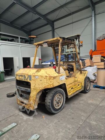 Carretilla elevadora TCM FD60Z4