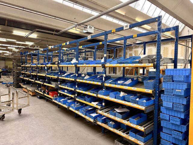 Regał wysuwny BITO Roll-out Shelf