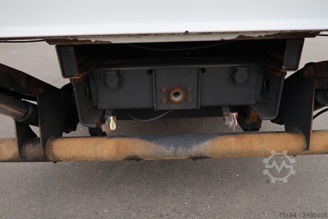 Bagażnik Mercedes-Benz 818 L